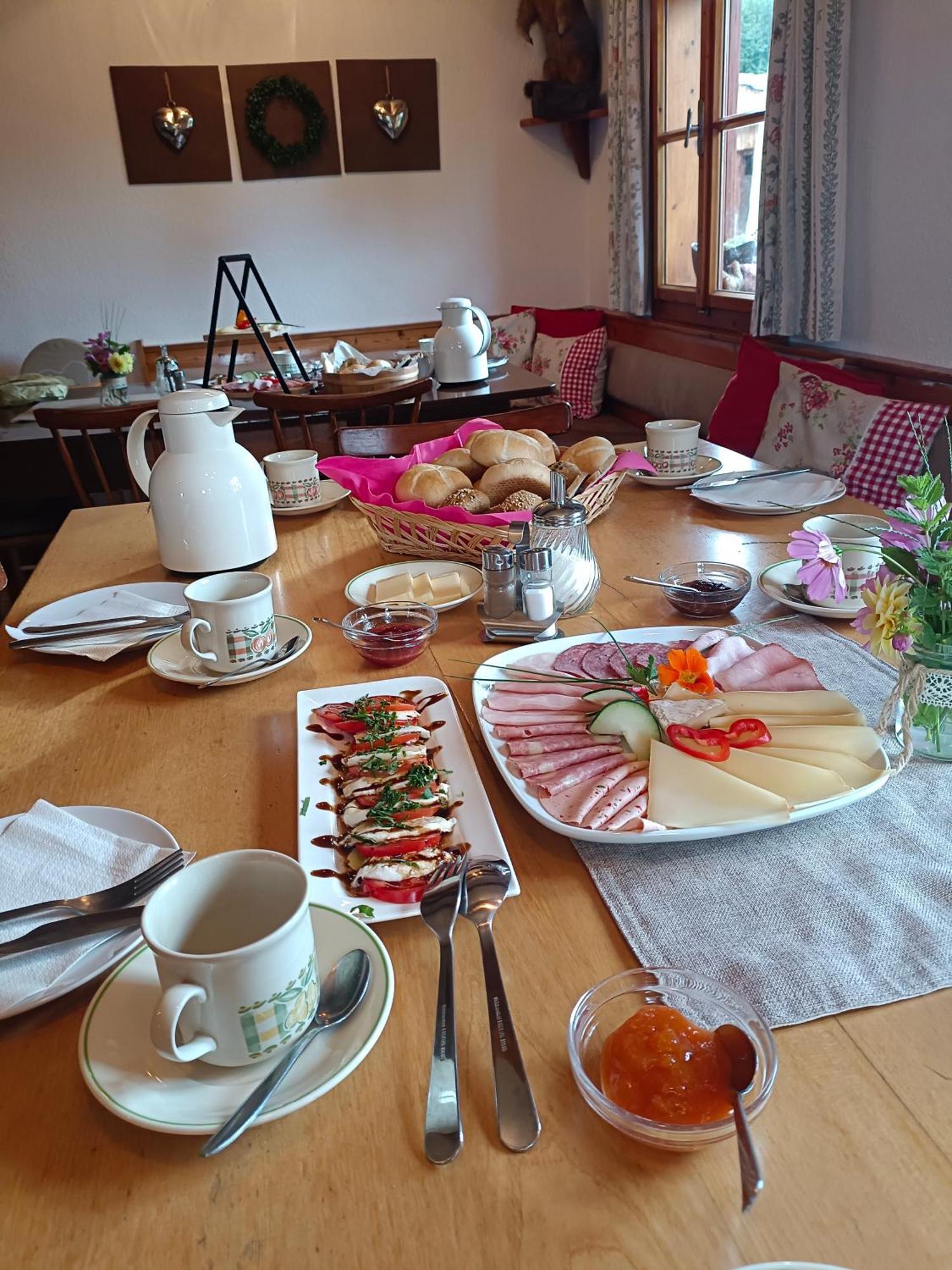 Pferdehof Oberegg Apartment Верфенвенг Екстериор снимка